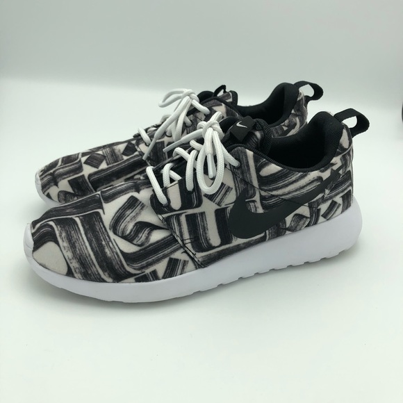Women's Nike Roshe One Print Shoes 6.5 - Picture 4 of 7